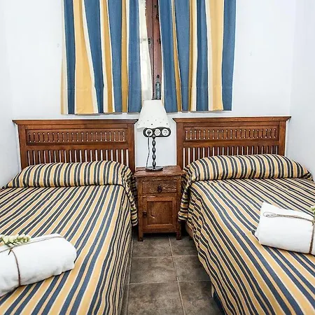 Pequeno Rocio Hotel 2*